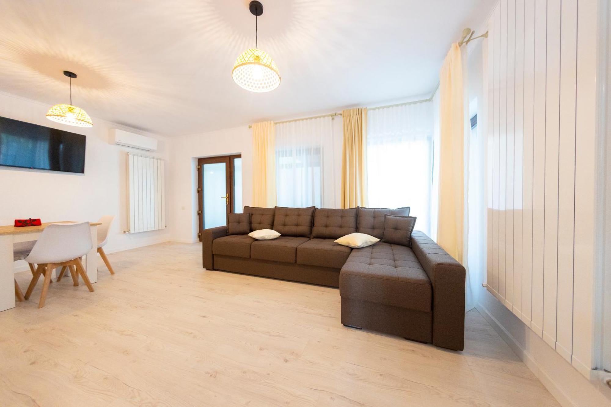 Casa Cu Nuc 4*