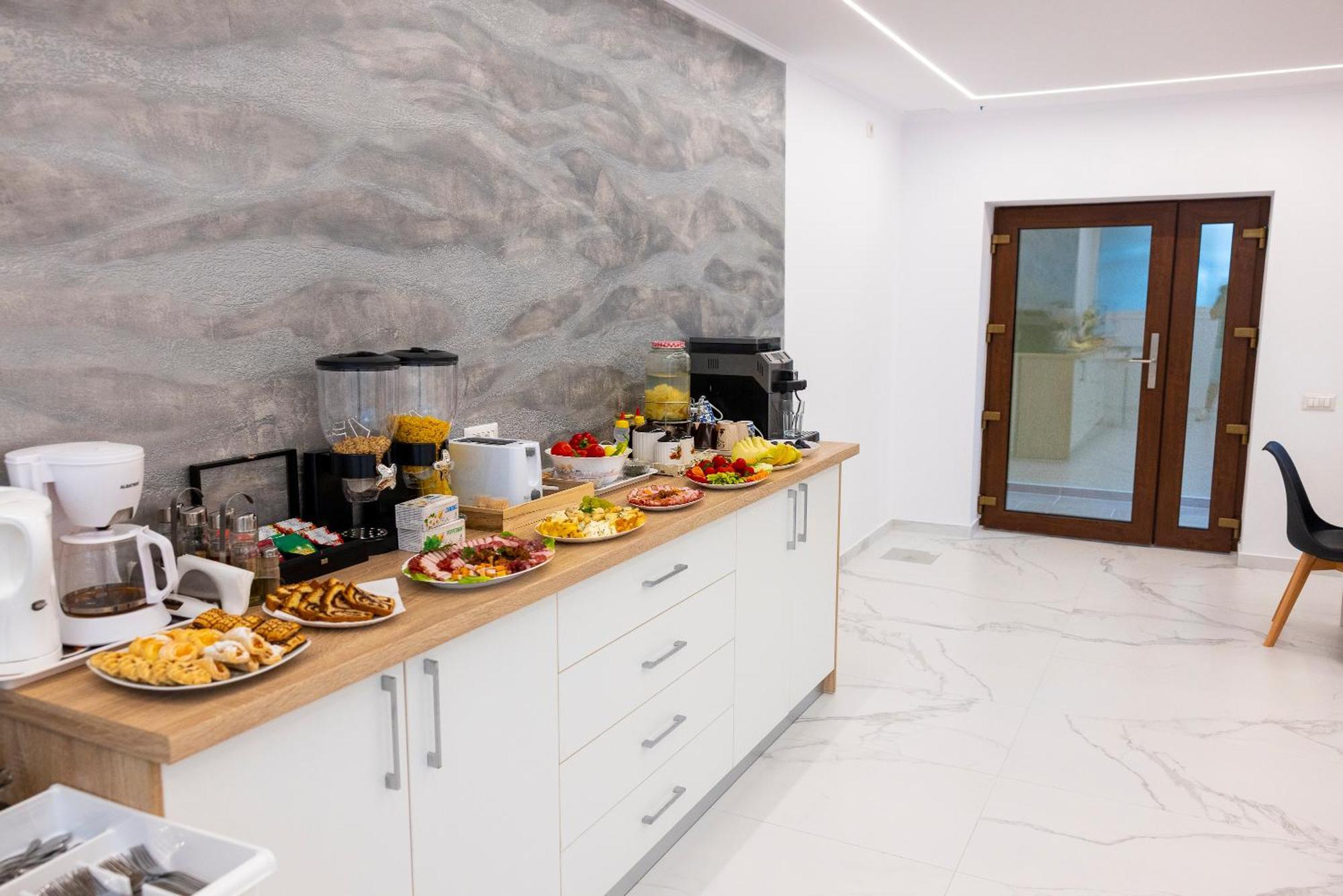 Hotel Casa Cu Nuc Alba Iulia