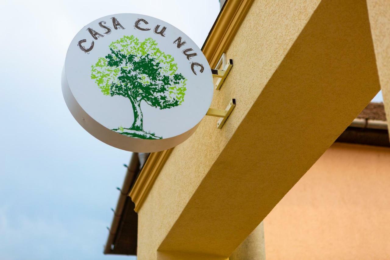 Casa Cu Nuc Hotel