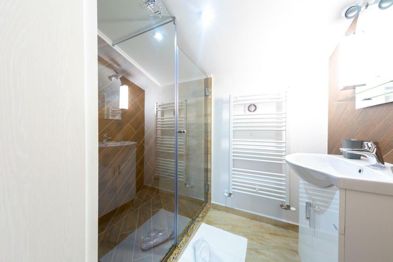 Casa Cu Nuc Alba Iulia